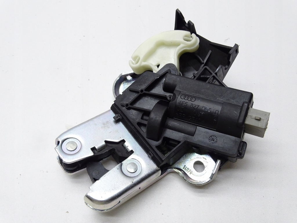 Купити Замок кришки багажника задній задній vw passat cc a4 b8 a5 8t 4f5827505d