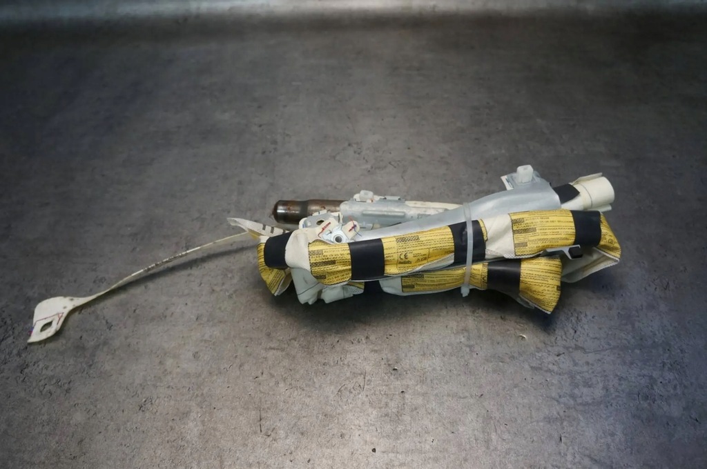 фото №5, Шторка безопасности левая подушка безопасности toyota avensis iii t27 lift t29