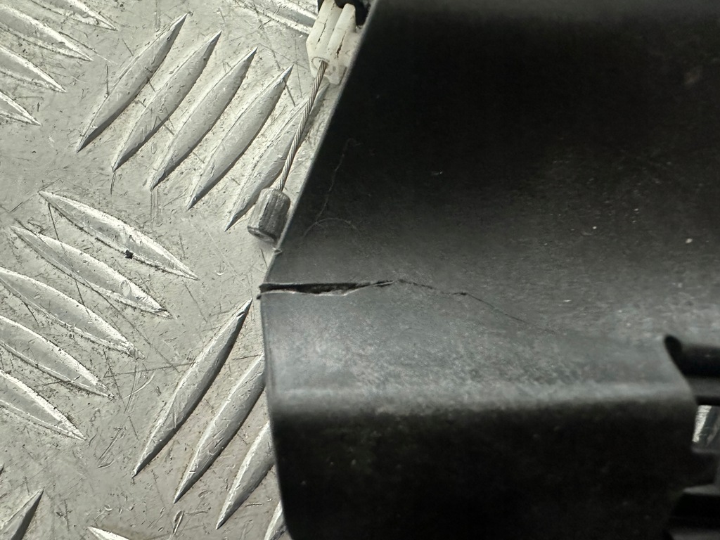 фото №4, Opel astra l трос ручка капот тяга europa