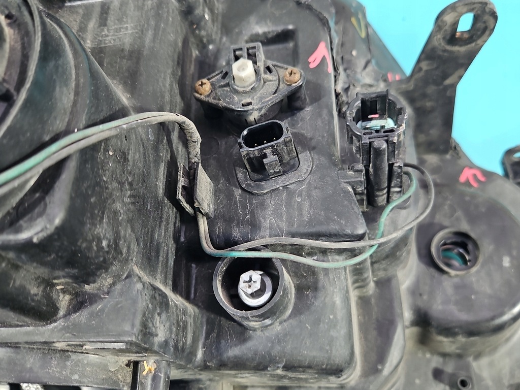 фото №12, Фара левый bixenon nissan x-trail ii t31 07-10 europa