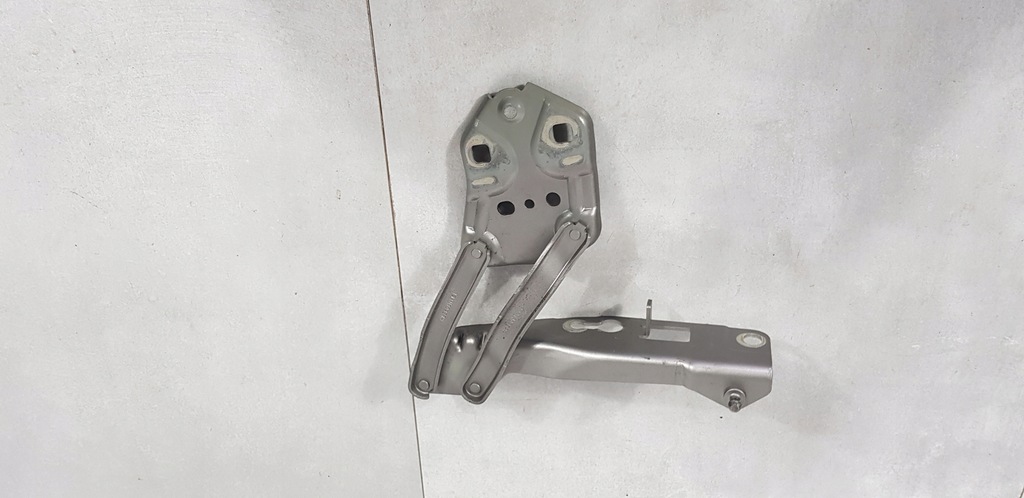 фото №1, Volvo xc40 петля капот правий 31356753