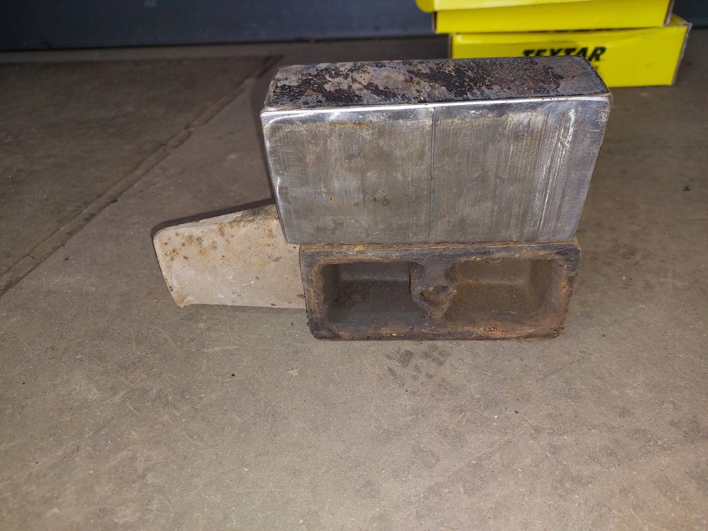 фото №3, Klocek/klin pod ресора atego