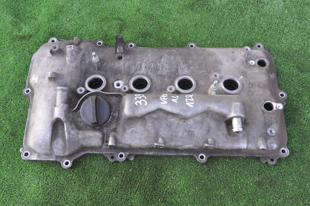 фото №1, Toyota auris verso кришка клапанів 1.6 1zr