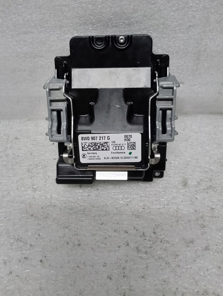 фото №1, Audi a4 s4 b9 камера асистент поперечина 8w0907217g