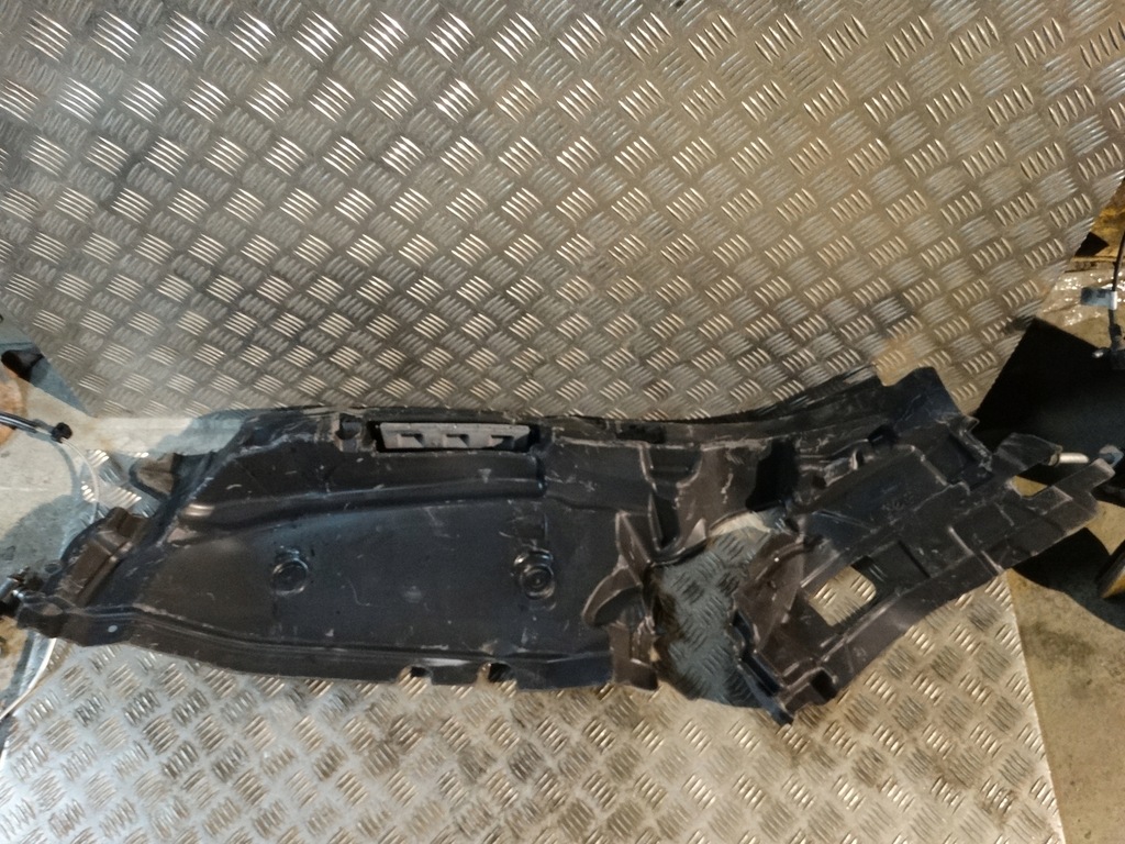 фото №1, Шумоизоляция задние mercedes w223 1