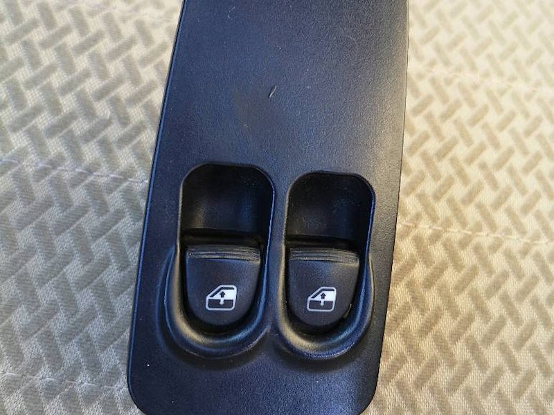 фото №2, Панель управление окон 735360604 lancia ypsilon