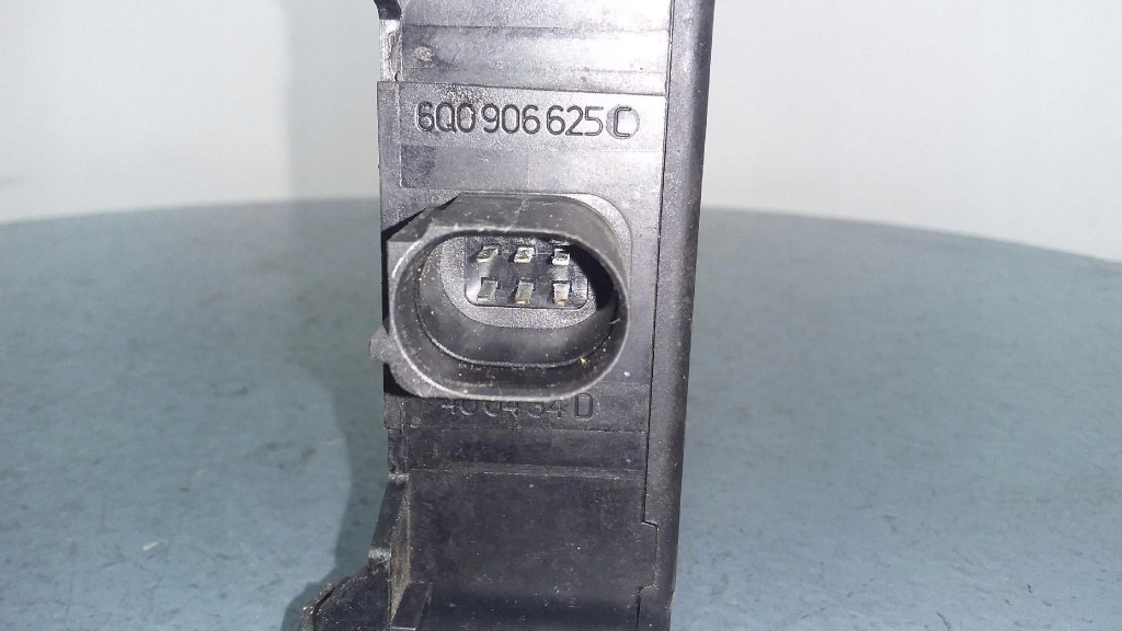 фото №5, Seat ibiza iii 1.4 tdi клапан магнітний вакууму 6q0906625c