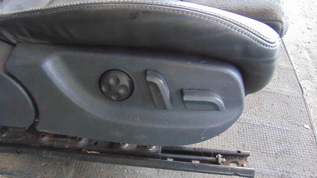 фото №7, Сиденье электрический audi a4 b6 полукожа правый пассажир