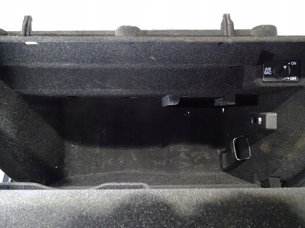 фото №5, Audi a4 a5 бардачок пассажира 8k1857035