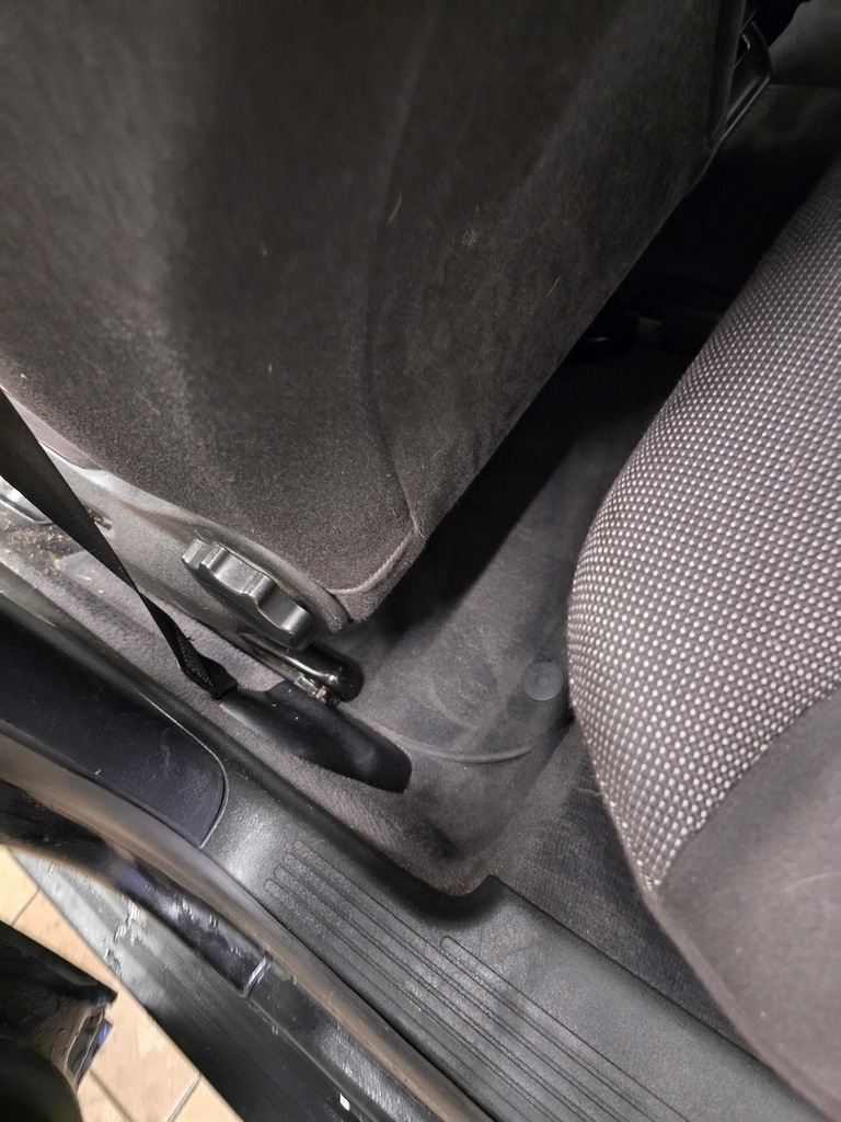 фото №15, Коврик пол обшивка audi a3 8l 1996-2003 facelift 8l1863101l-m