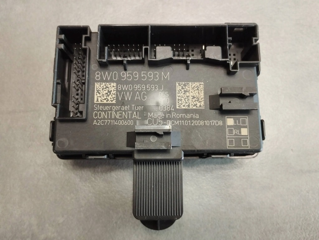 фото №1, Audi a4 s4 b9 8w модуль дверь 8w0959593m