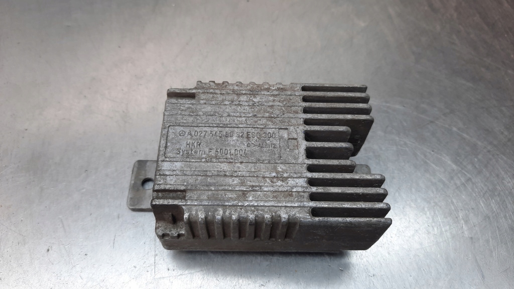 фото №1, Модуль вентиляторів mercedes a-klasa a160 1.6b 99r a0275458032