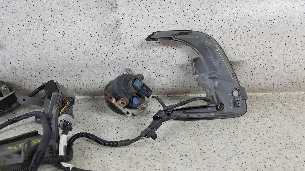 фото №8, Mitsubishi asx 2013 - противотуманная фара led drl движение dziennej + жгут комплект 2404