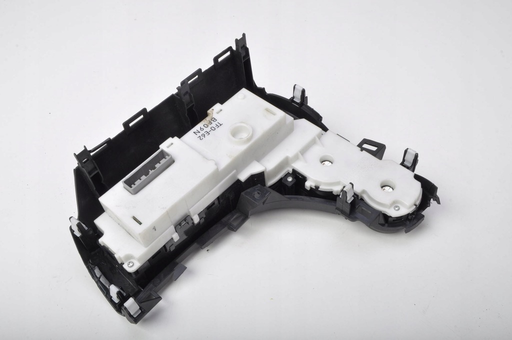 фото №7, Honda jazz iii панель кондиционера