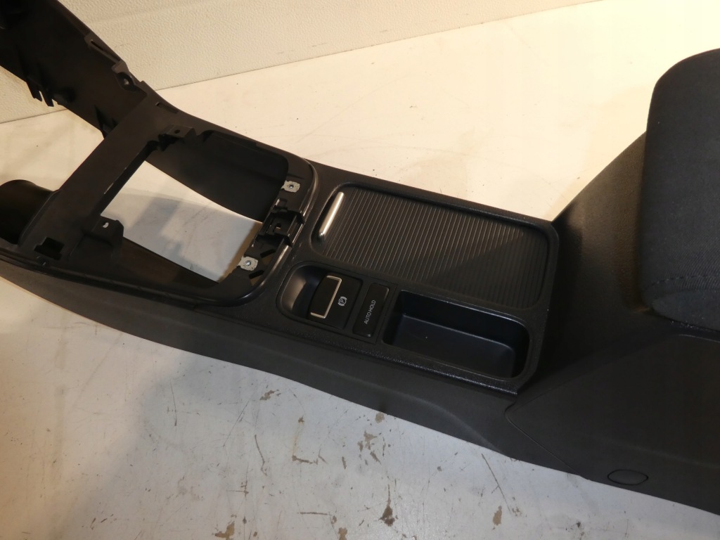 фото №5, Туннель подлокотник vw tiguan plus 5n0864251b