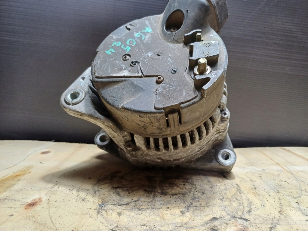 Vw passat audi a6 c5 a4 2.4 генератор bosch 120a 06b903016af Зі Шроту