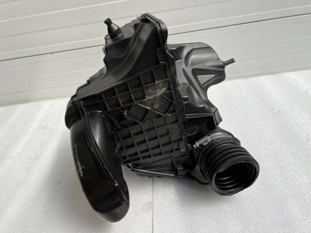 фото №7, Корпус фильтра воздуха renault 165007121r