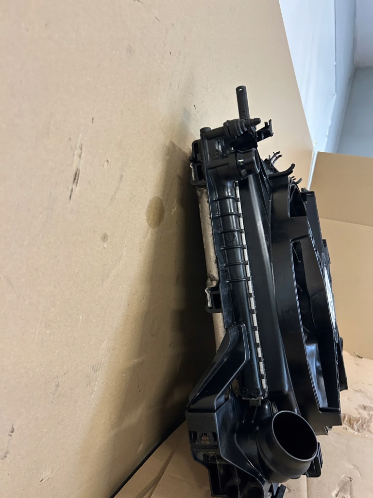 Комплект радиатор вентилятор mini f55,f56 9271204, 7617596 Доставка