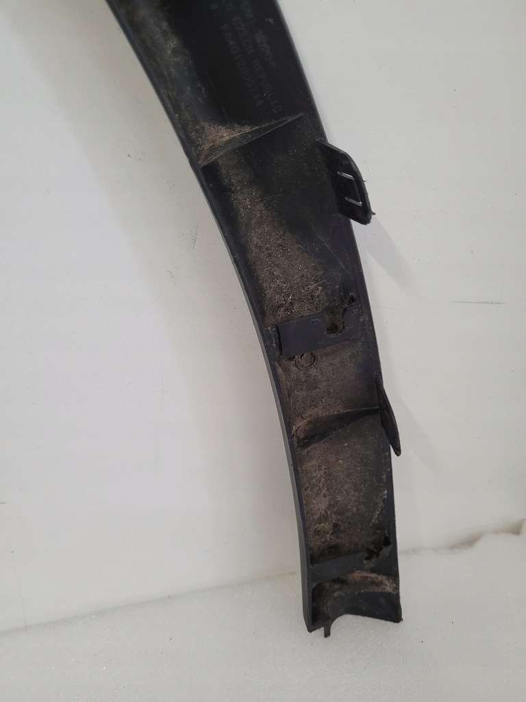 фото №10, Tesla y молдинг крыла правый задняя правая накладка na крыло 1658694-00-a