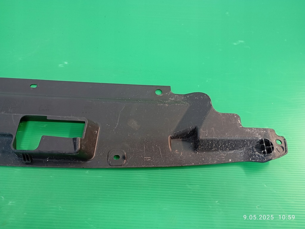 Seat arona защита на панель  перед передний 6f9853655 с Разборки