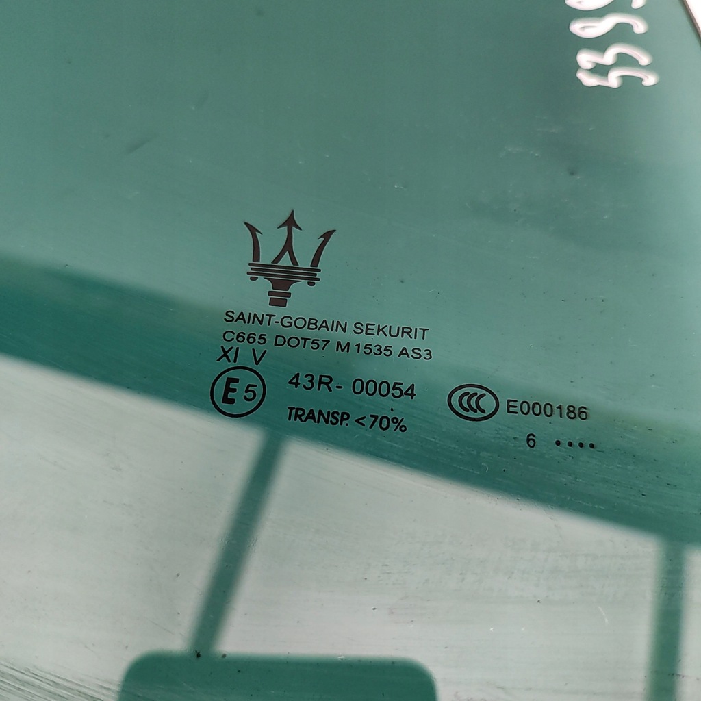 фото №7, Maserati levante 2016 левая сторона стекло дверь задних