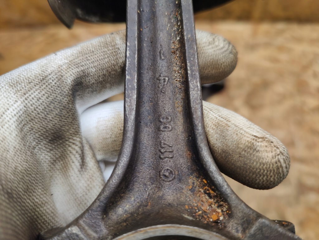 фото №5, Поршень шатун r107 450 sl 4.5 m117