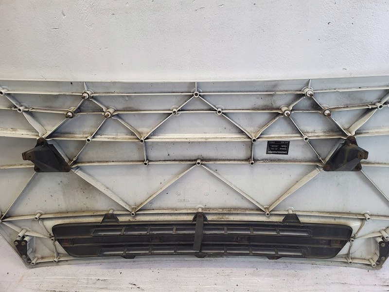 фото №11, Капот крышка багажника решётка радиатора решётка радиатора перед iveco eurocargo 2 ii mll 120e25/p/zf tector