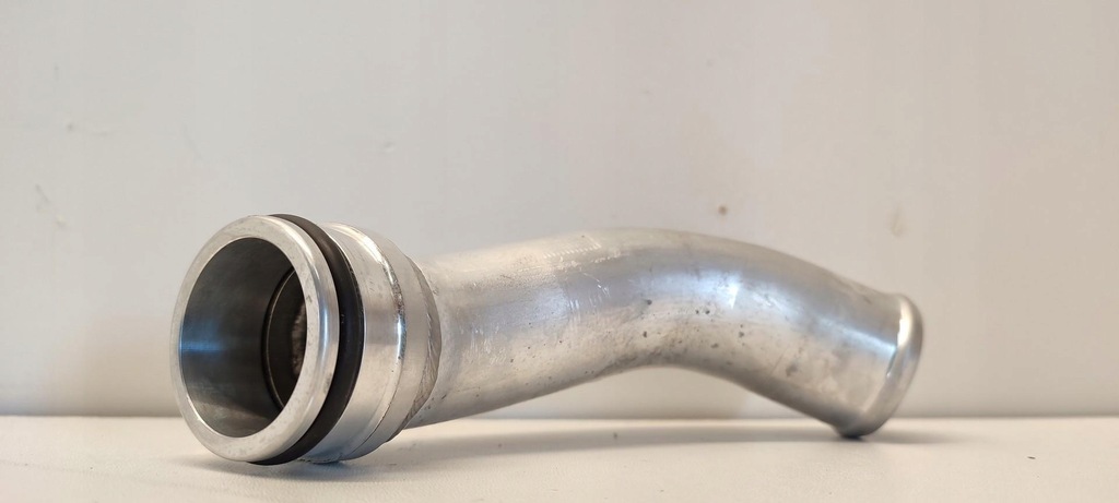 фото №1, Mercedes gle53 w167 amg труба интеркулер a2560980507