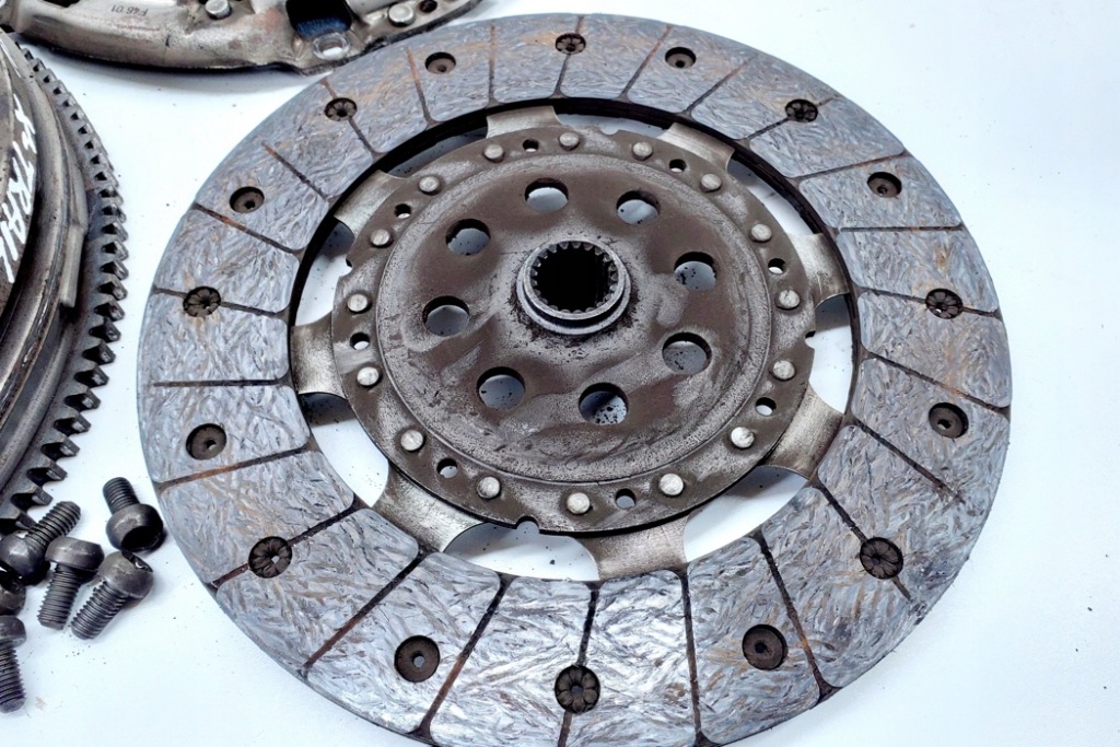 фото №10, Комплект зчеплення nissan x-trail t31 8200705976 2.0l дизель 127kw 2012