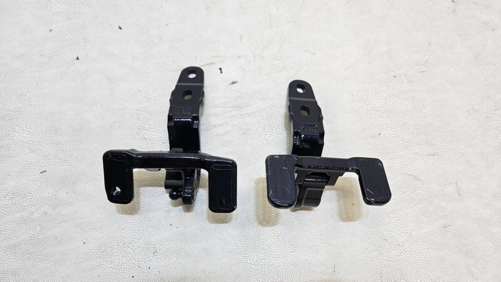 фото №1, Петля левый правый крышки mercedes eqc w293 a293 nowe