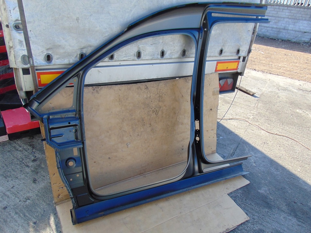 фото №11, Обшивка порог рамка блок двигателя vw caddy 2k правый