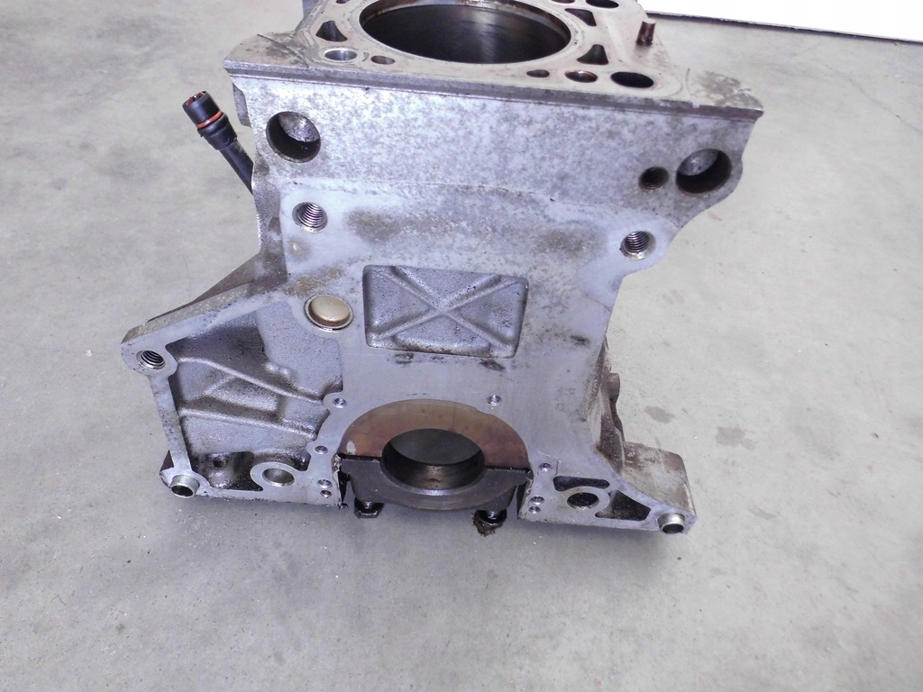 фото №12, Блок двигателя passat b6 altea octavia a3 8p 2.0fsi