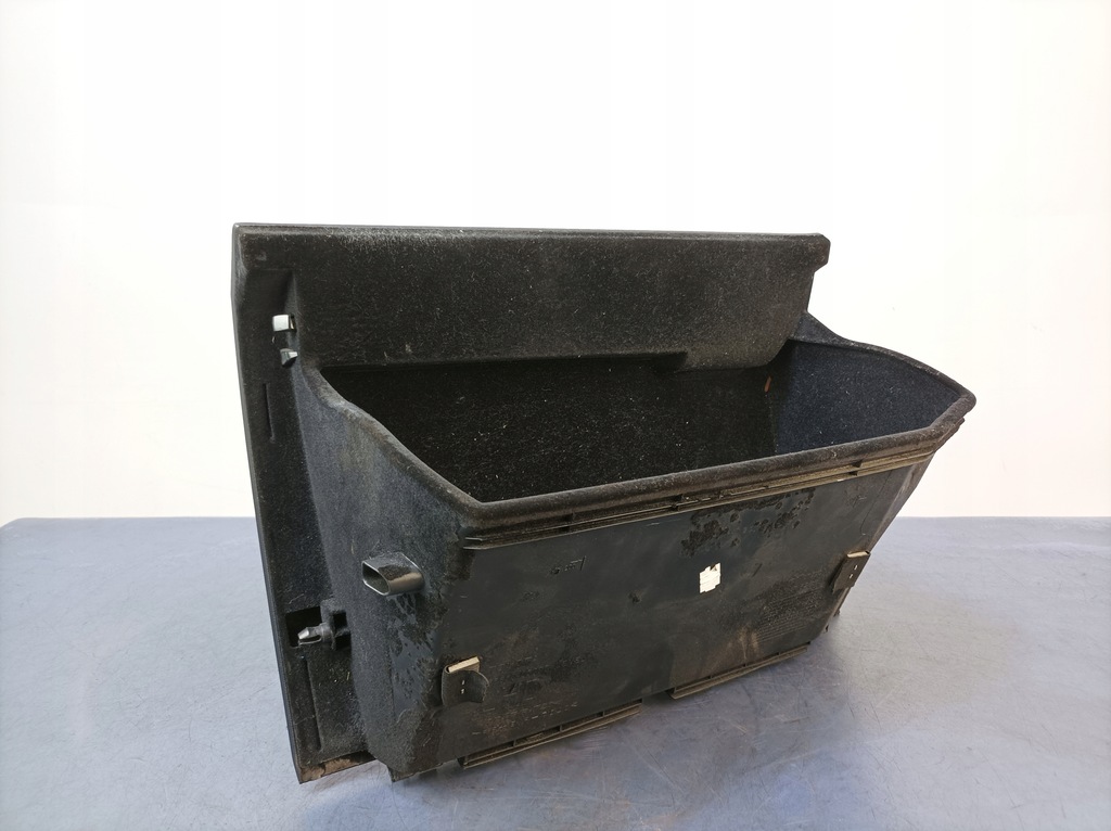 фото №4, Toyota avensis t27 бардачок пасажира