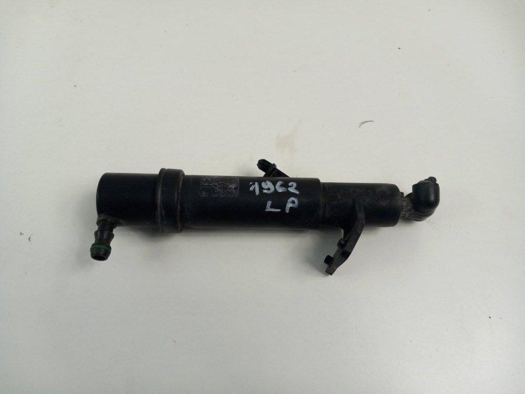 Купити Mercedes clk amg w209 рестайлінг  купе омивач фара лівий