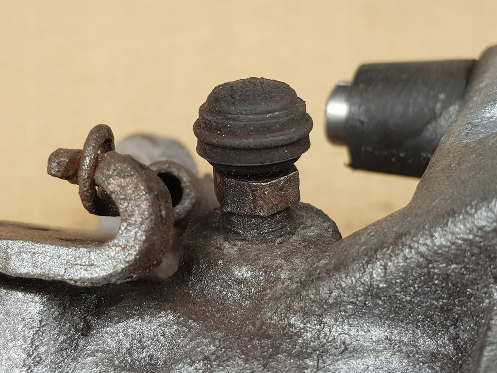 фото №8, Суппорт тормозной + скоба правый задняя / opel vectra c signum / проверенный