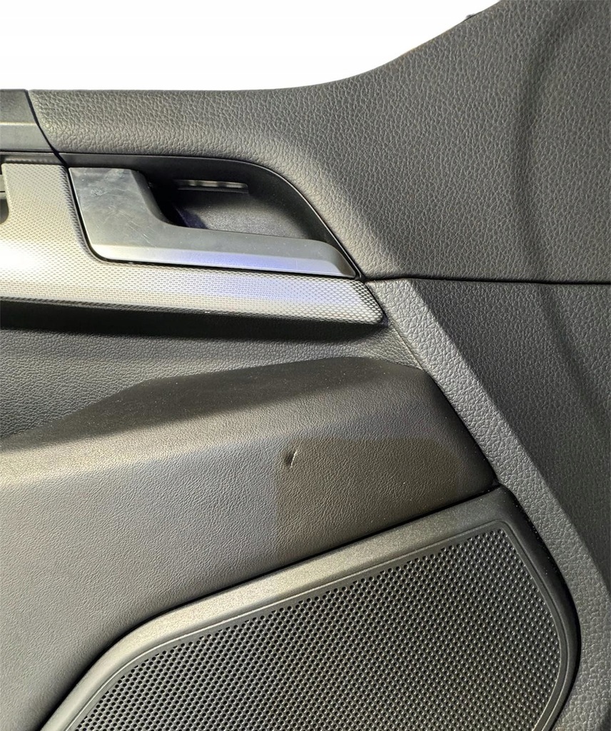 фото №4, Vw t6 multivan обивка дверь передних левых highline кожа