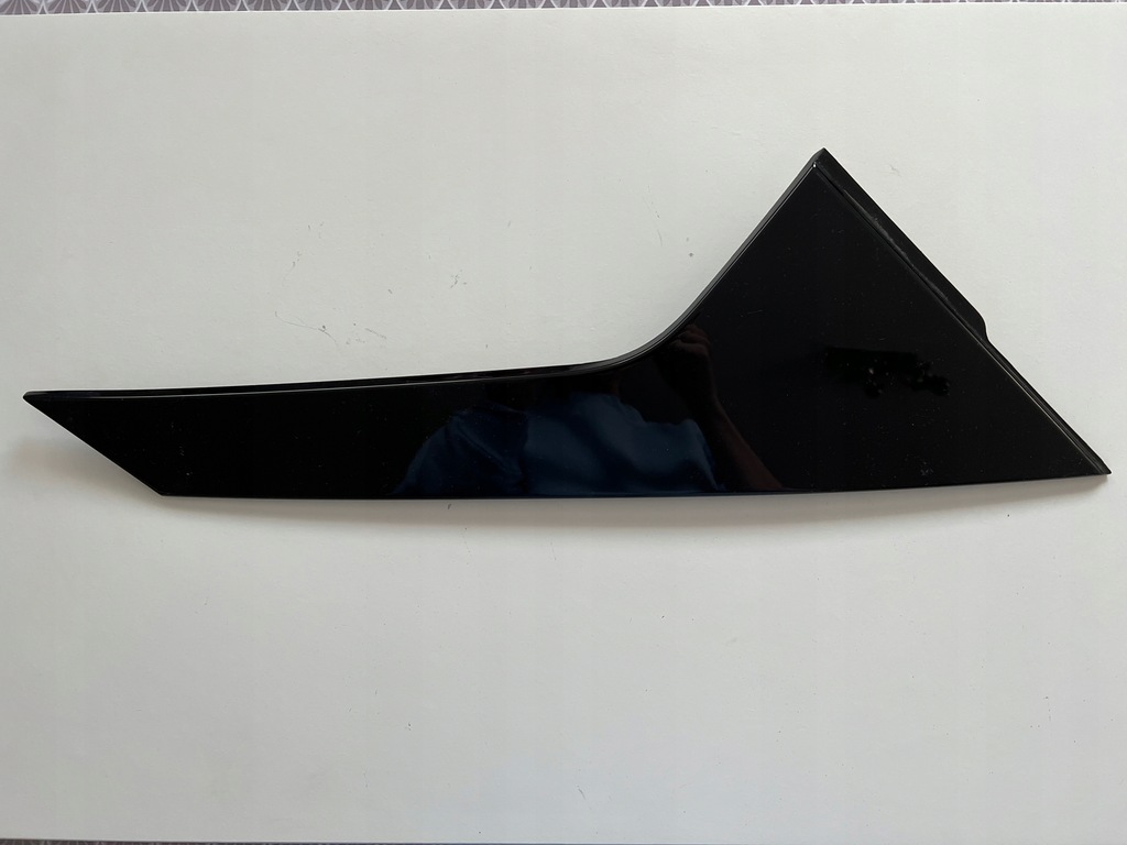 фото №1, Hyundai ioniq 5 -молдинг дверь задняя правая