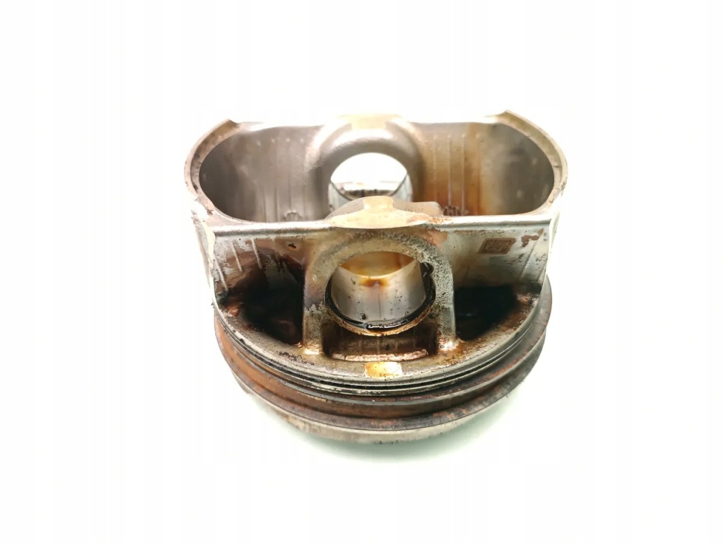 Bmw z4 поршень 20i sdrive бензин 135kw 184 hp 8606459 without wrist pin Киев