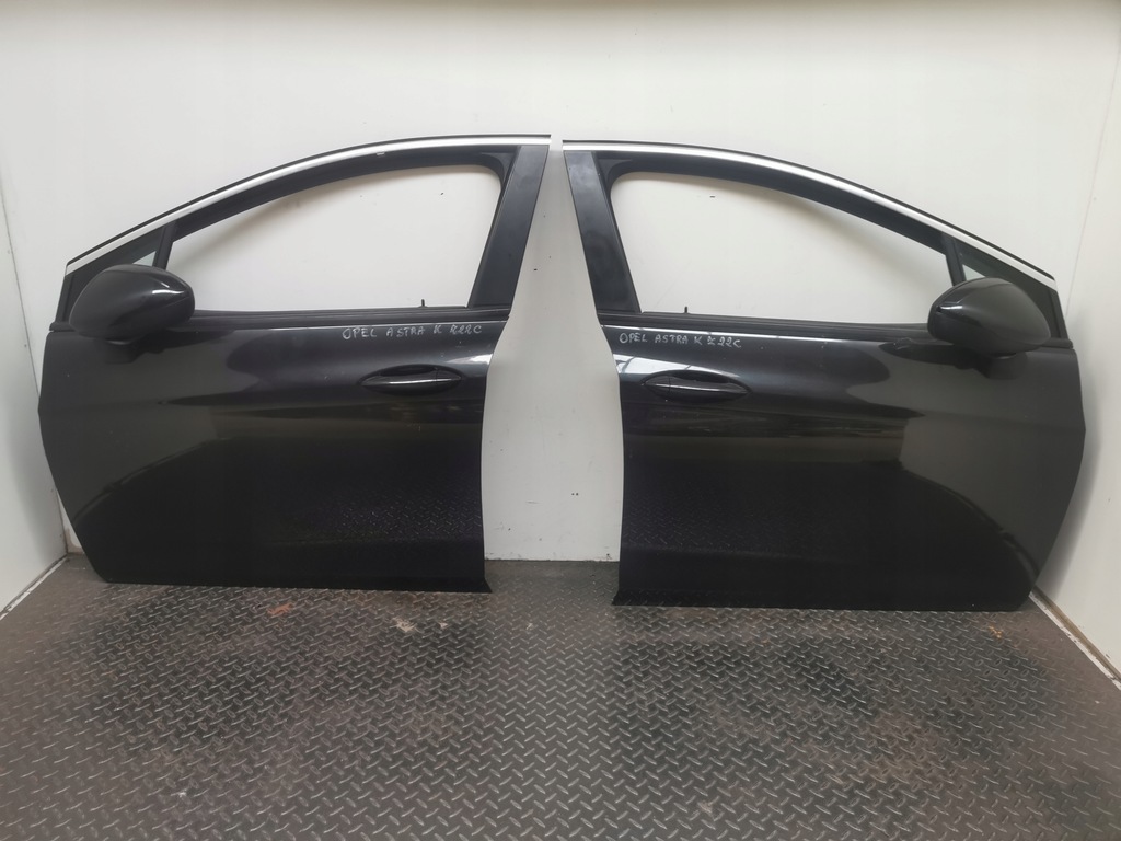 фото №1, Дверь правый перед opel astra k v z22c