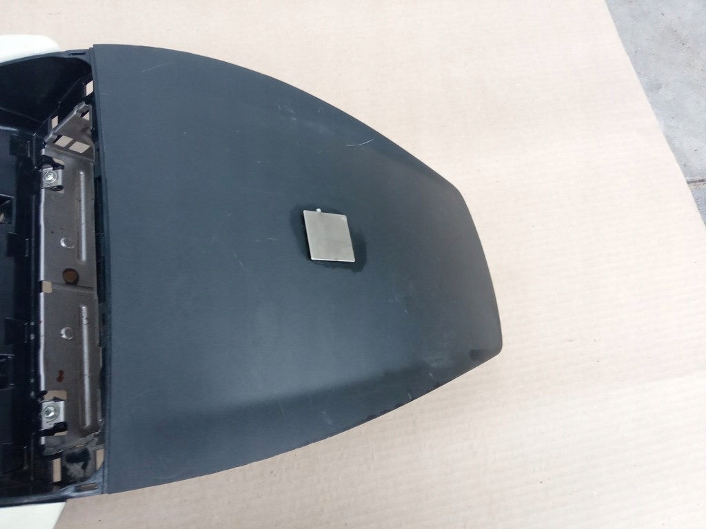 фото №7, Ford ka mk2 2008-15r. - панель рамка консоли