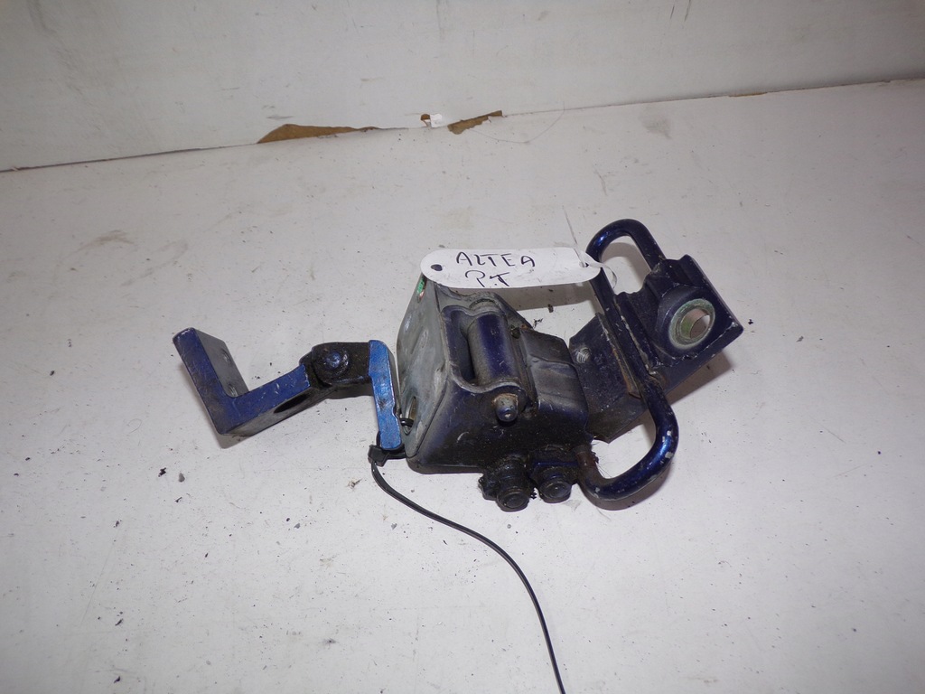 фото №1, Петлі двері правий/лівий задня seat altea