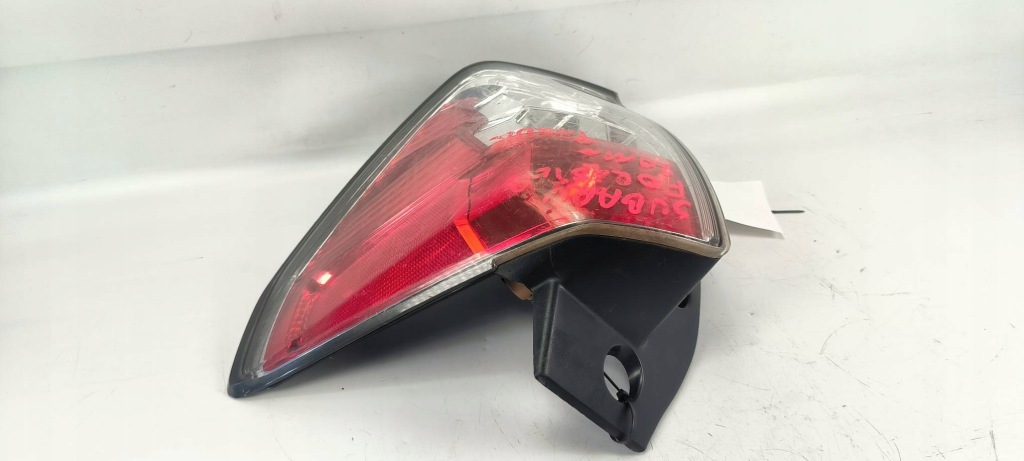 фото №4, Лампа левая задняя 220-20046 subaru forester