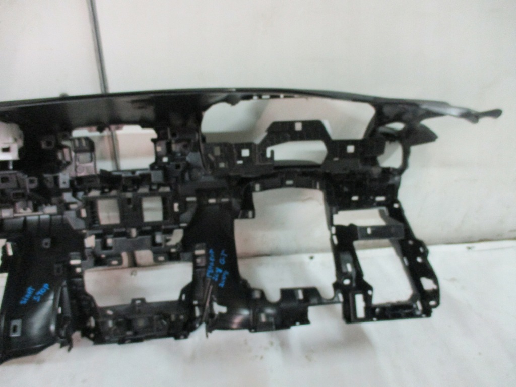 фото №8, Панель приладів приладова peugeot 208 gt 2008