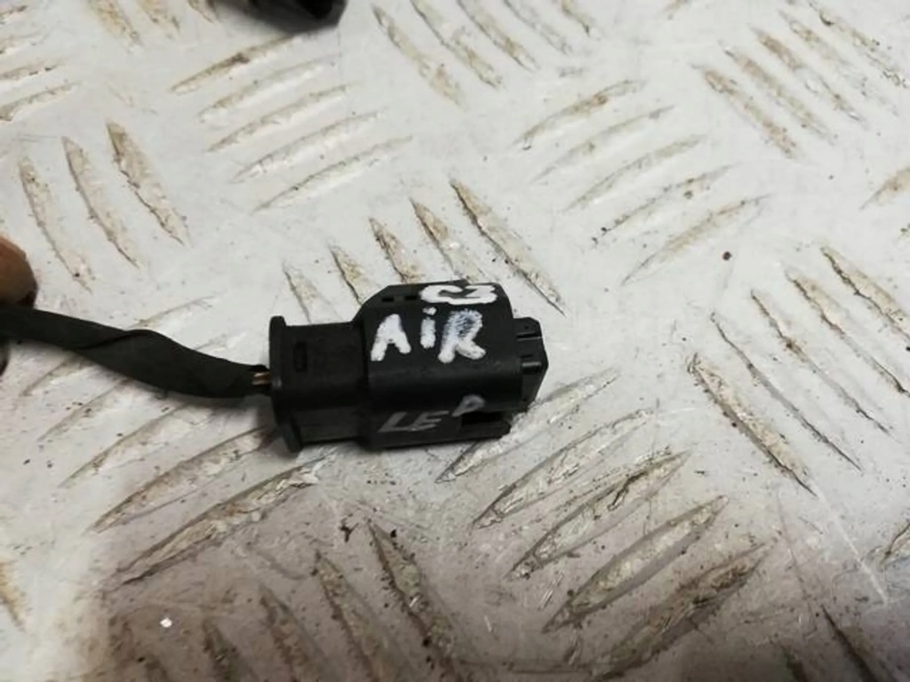 фото №2, Колодка лампи led citroen c3 aircross