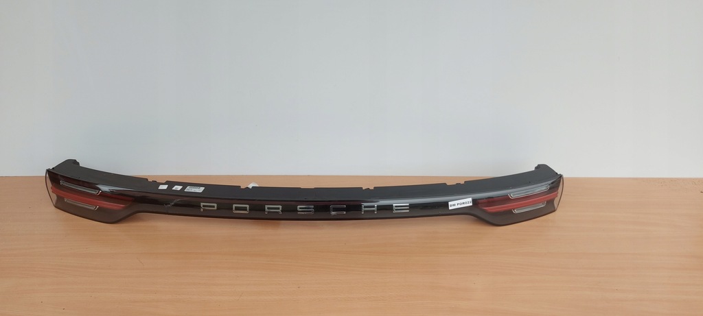 фото №1, Porsche cayenne 9y лампа накладка задня світлодіодна 17-21r