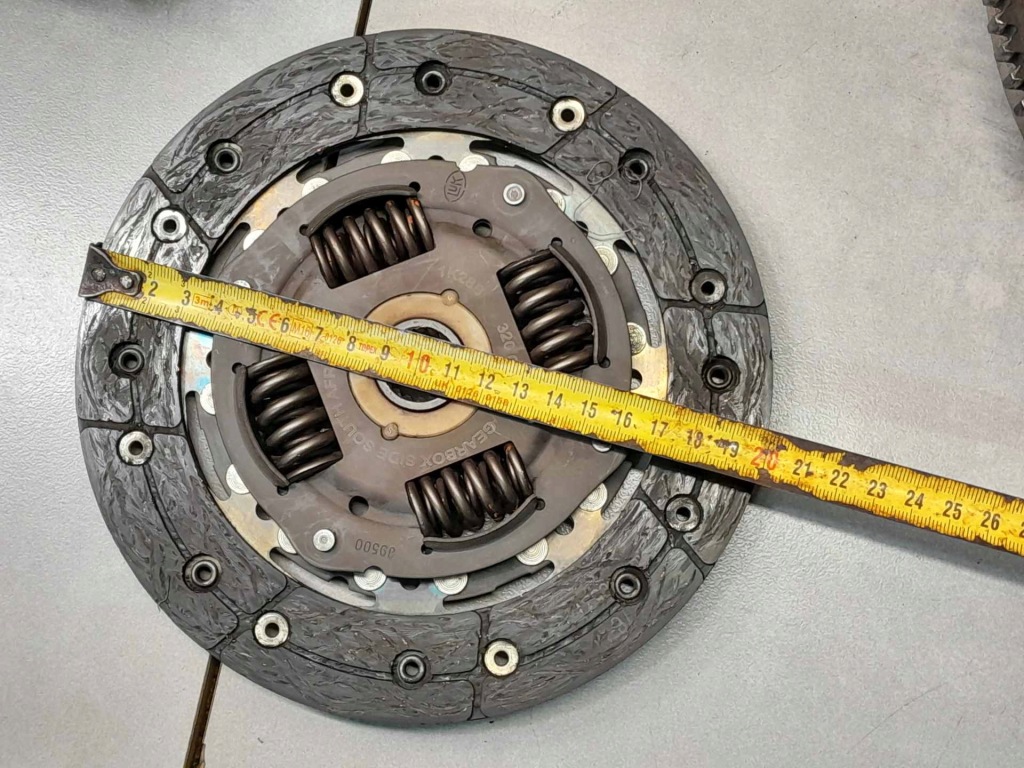 Зчеплення mini cooper i r50 1.6 320043610 Оригінал