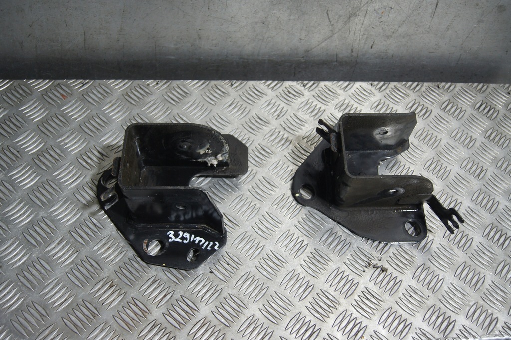 фото №7, Кронштейн балка подвеска задняя renault express