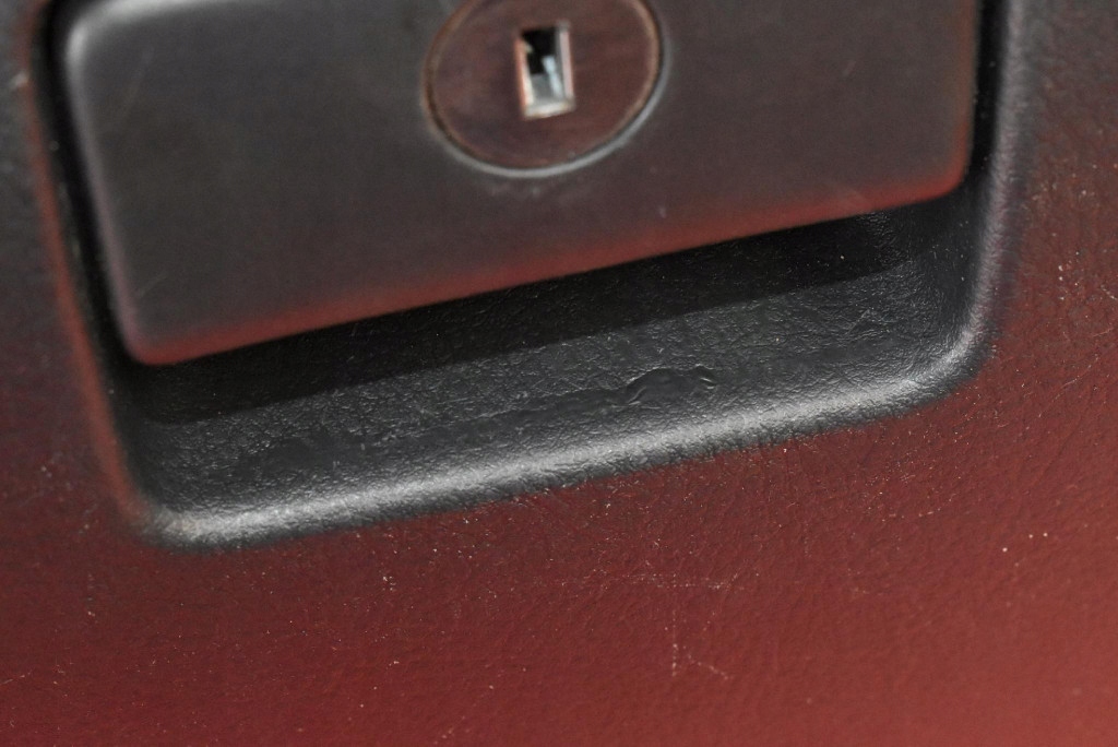 фото №15, Бардачок пасажира eu toyota corolla verso 2 ii 04-09