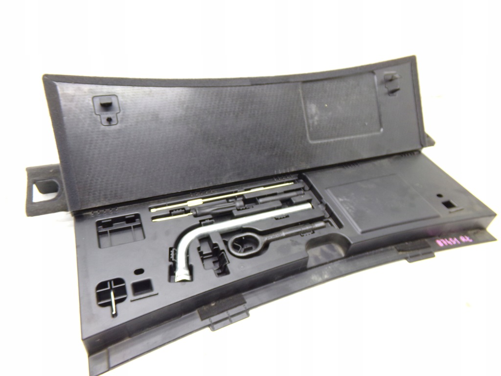 фото №7, Обшивка коврик бардачок багажника с ключами zesgtaw audi a4 b8 8k9861529b