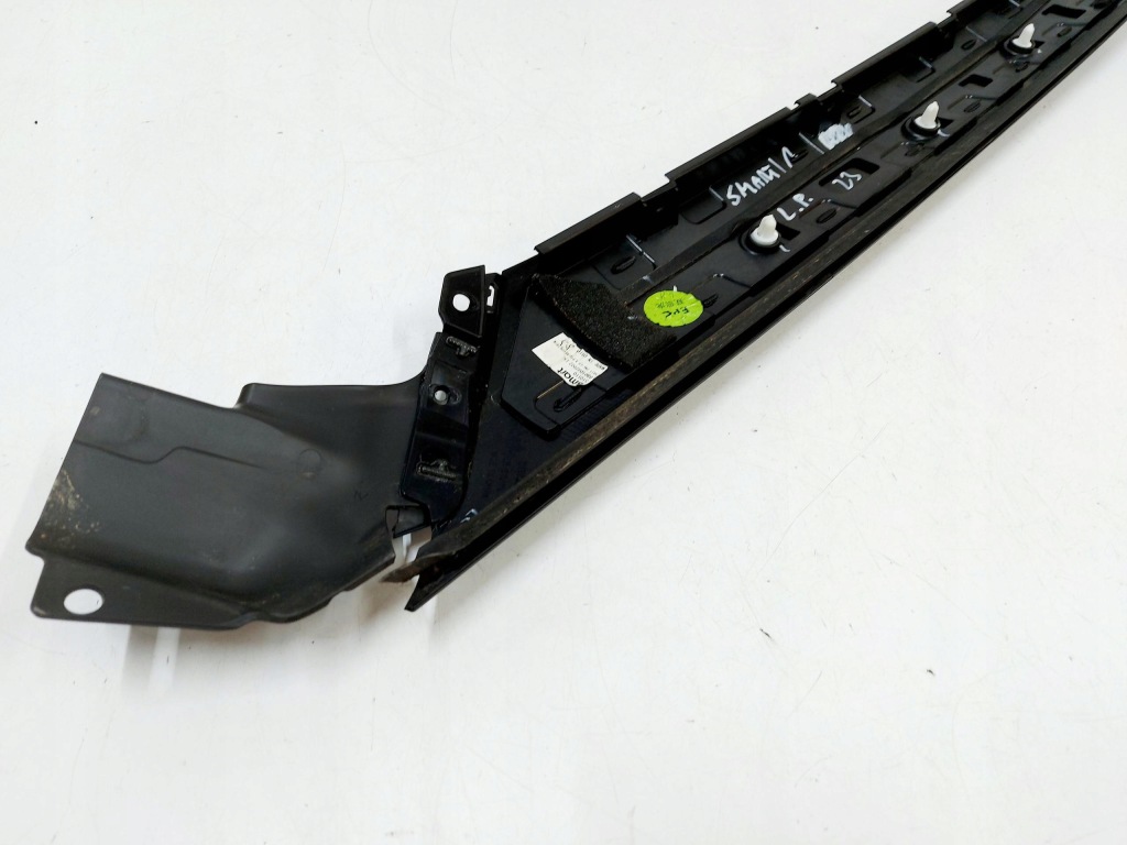 Smart #1 smart 1 23r. молдинг накладка на стійку  a ліве 8891032902 Київ